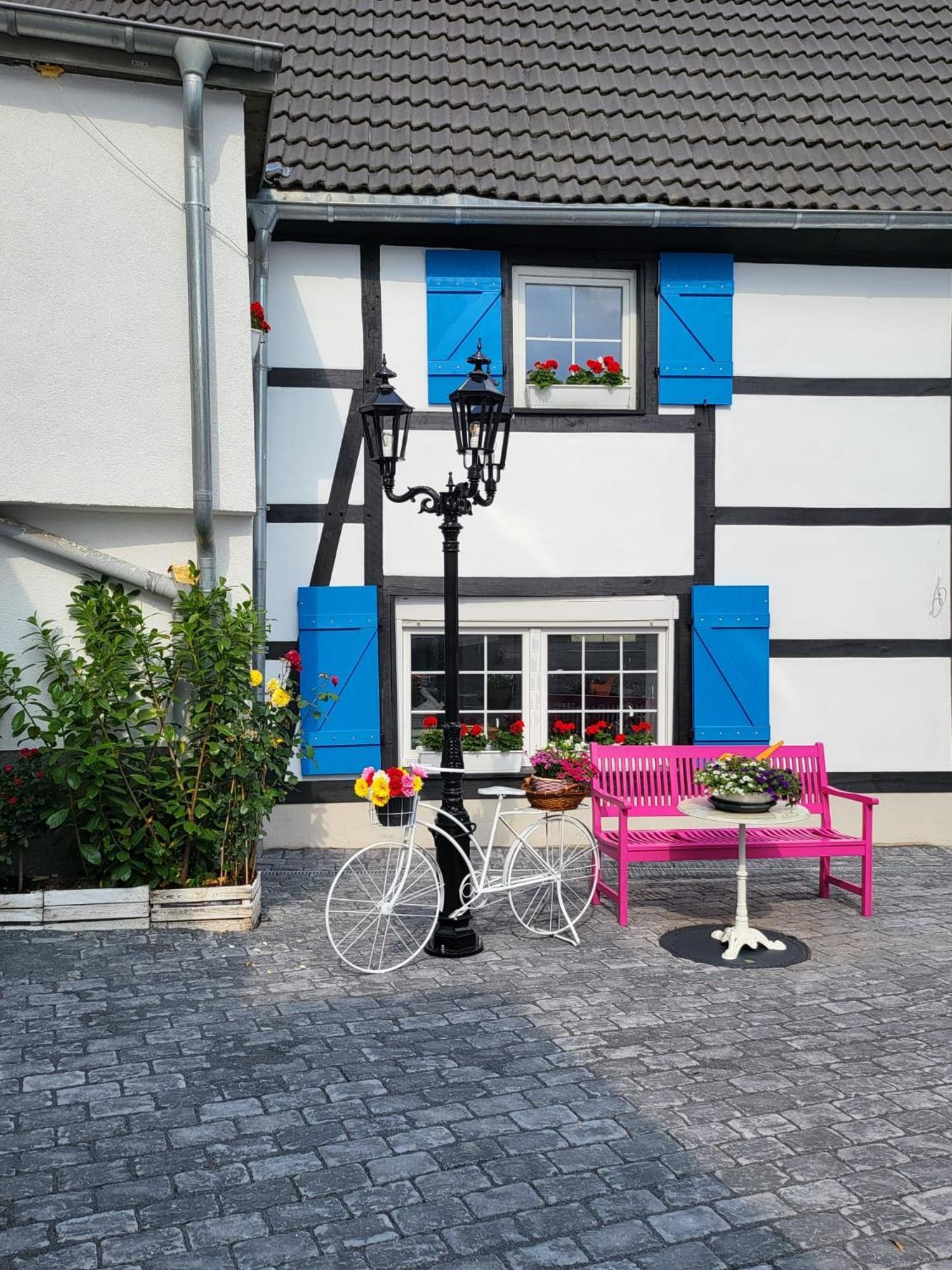 Ny-Golden Apartments-Dortmund Airport Eksteriør bilde